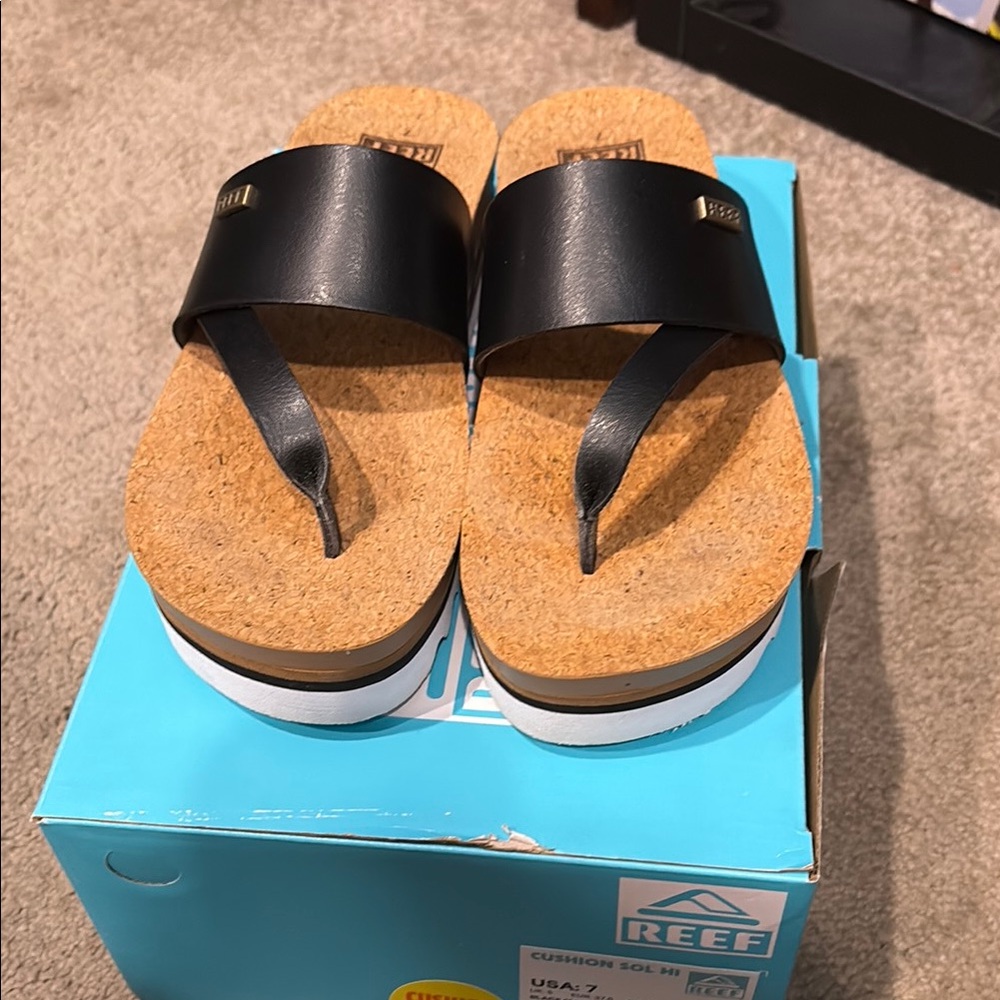 Reef Cushion Sol Hi Flip Flop Sandals